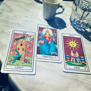 Três Perguntas - Foto & Mensagem de Texto